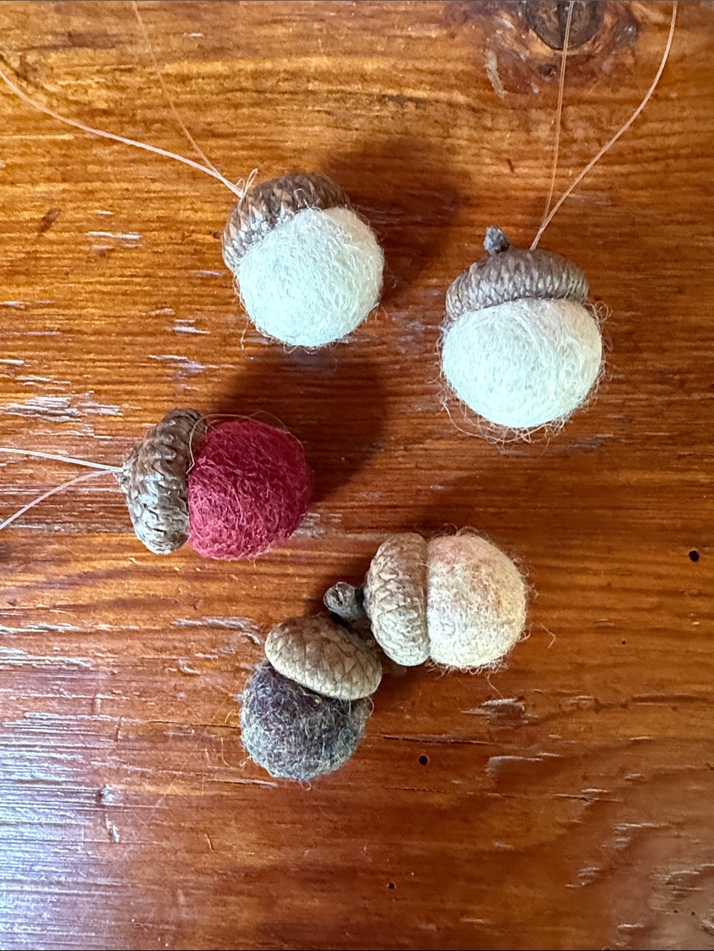 🍂 Lot of Small Handmade Wool Acorns 3 Hangers and 1 Sitter